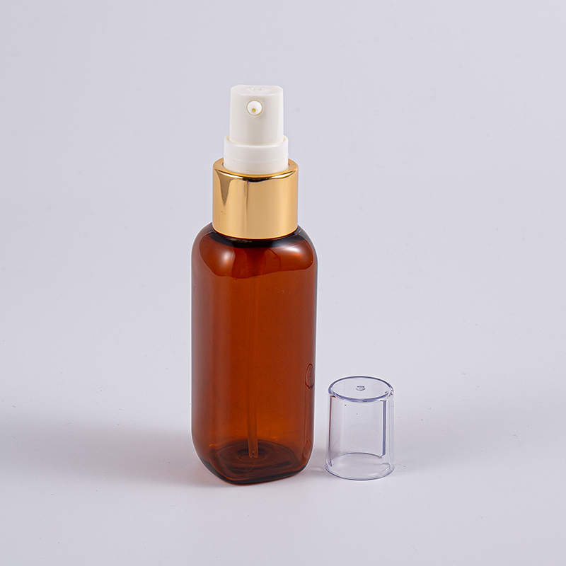 استخدم أثناء السفر زجاجة Petg مربعة الشكل سعة 50 مل مع مضخة استخدم أثناء السفر زجاجة Petg مربعة الشكل سعة 50 مل مع مضخة